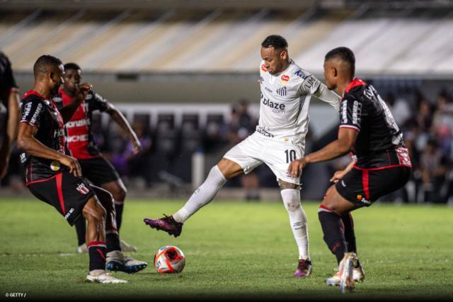 模拟器-重返首秀踢45分钟 内马尔没进球 桑托斯1球平对手